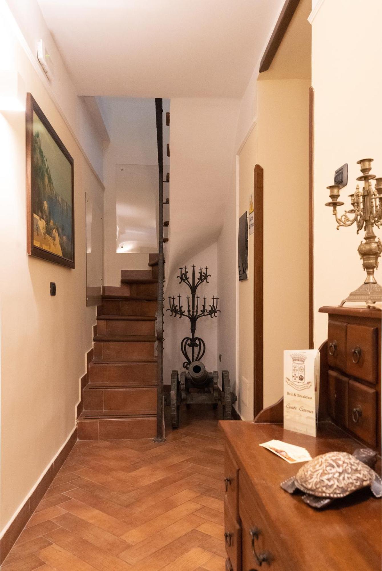 B&B Conte Cavour Neapel Exterior foto