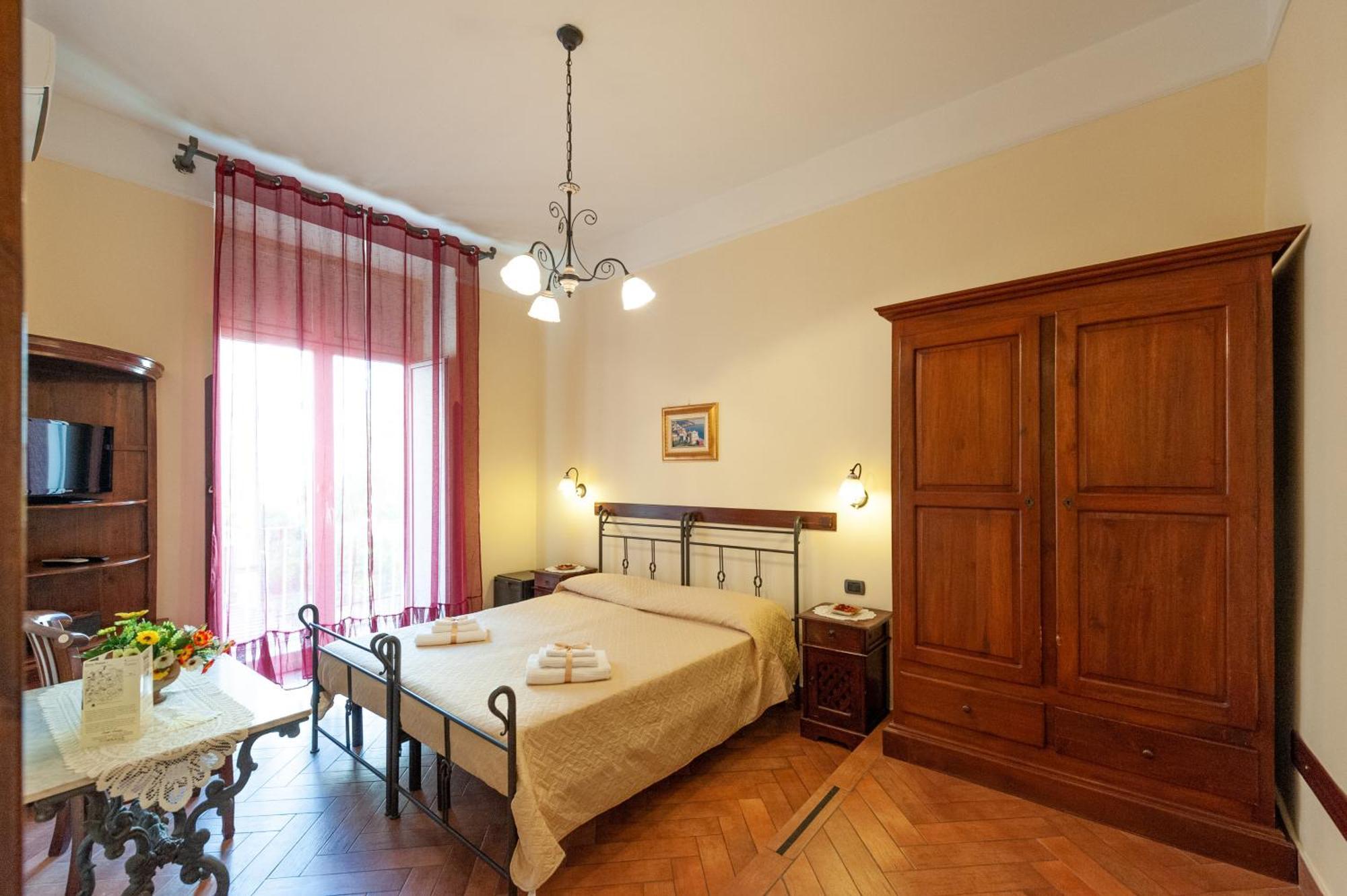 B&B Conte Cavour Neapel Exterior foto