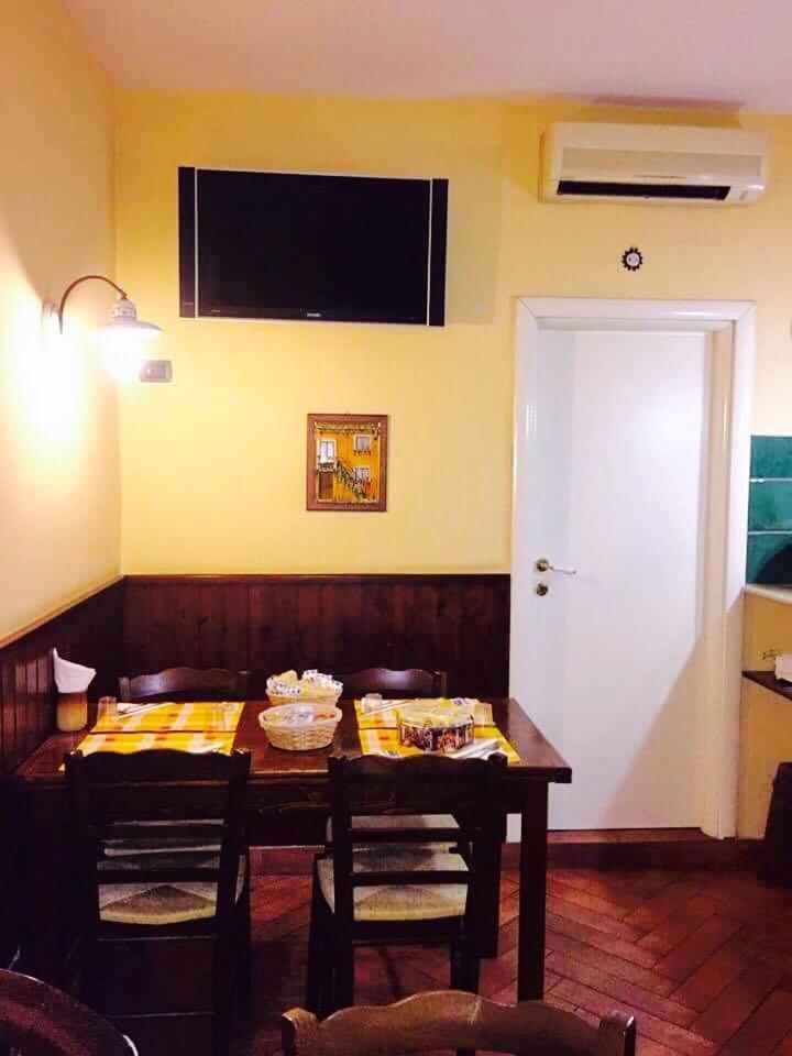 B&B Conte Cavour Neapel Exterior foto
