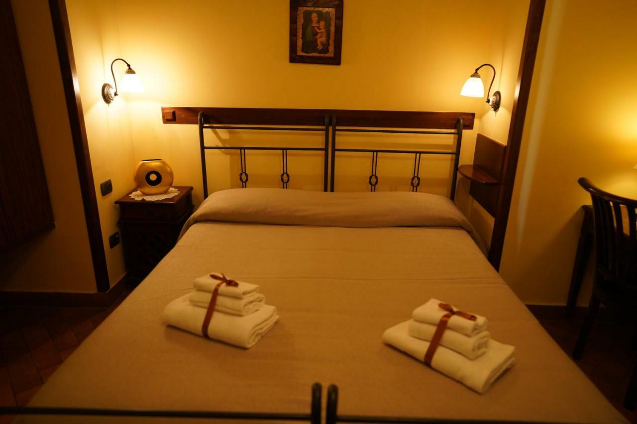 B&B Conte Cavour Neapel Exterior foto