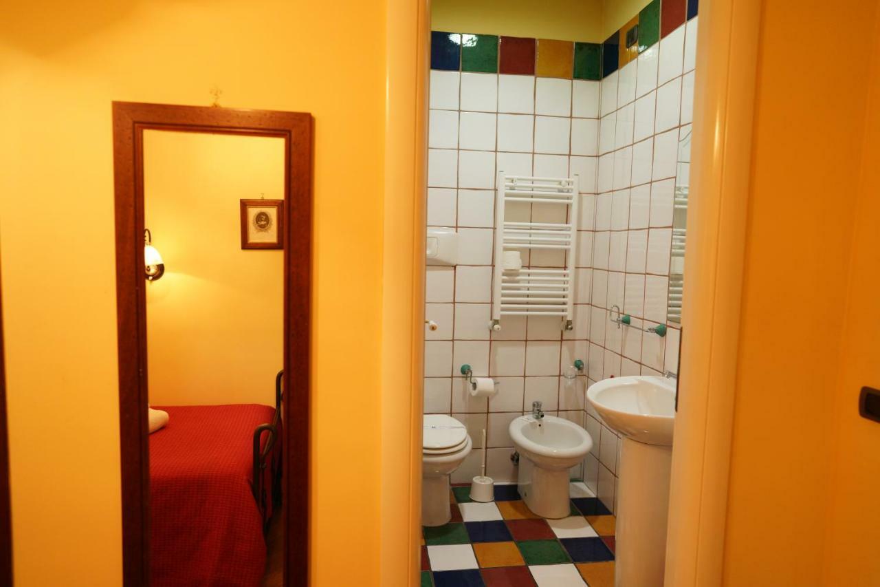 B&B Conte Cavour Neapel Exterior foto