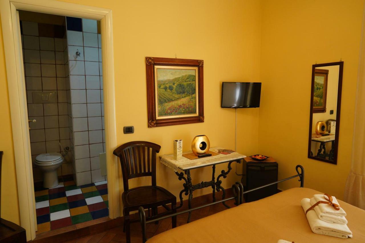 B&B Conte Cavour Neapel Exterior foto
