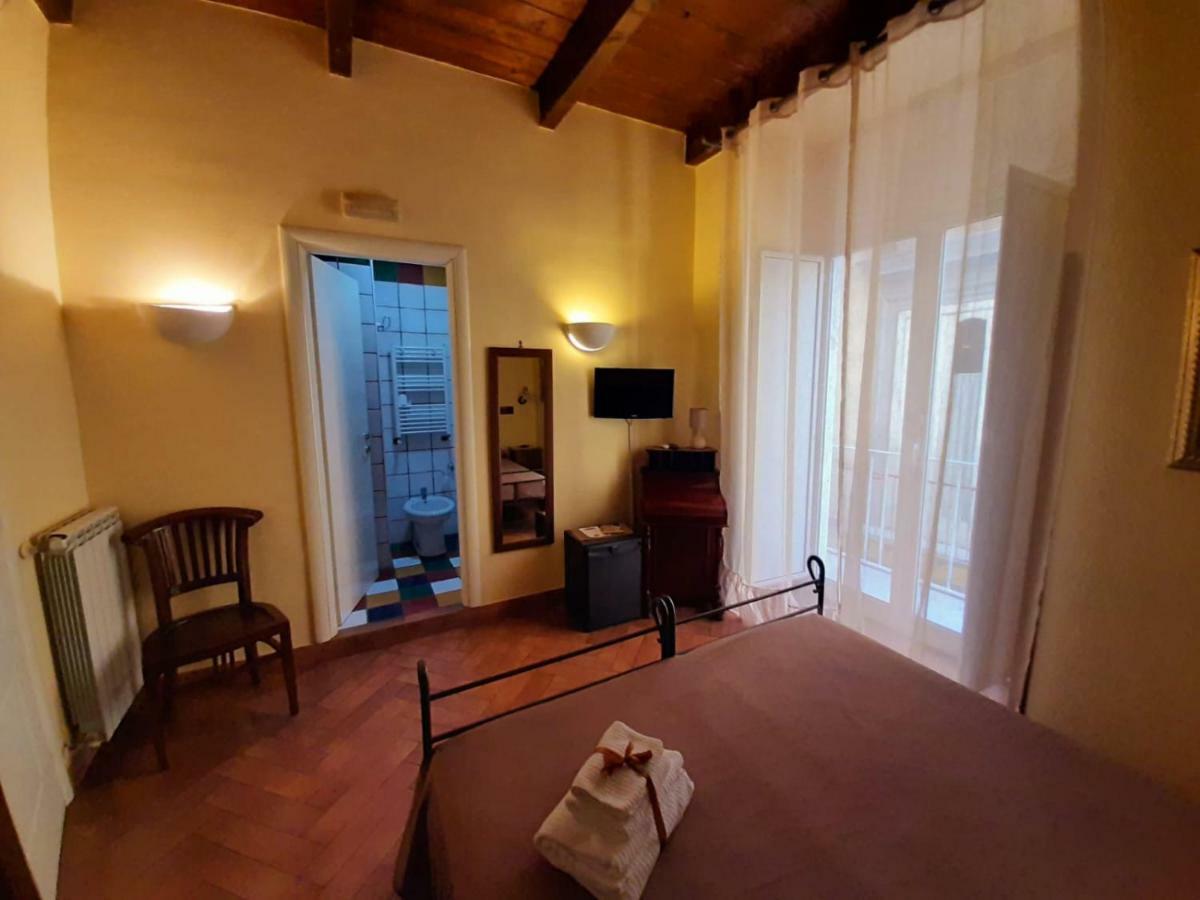 B&B Conte Cavour Neapel Exterior foto