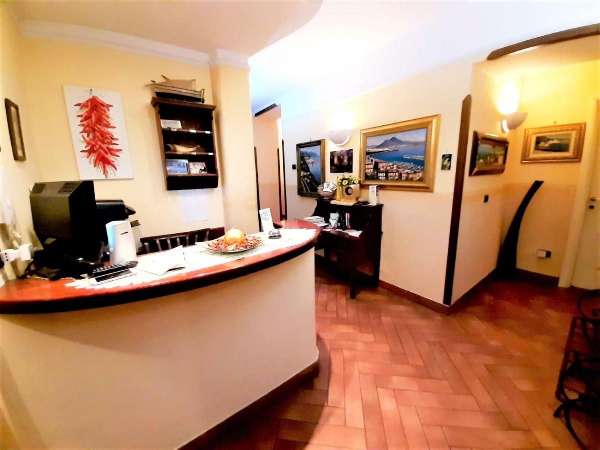 B&B Conte Cavour Neapel Exterior foto