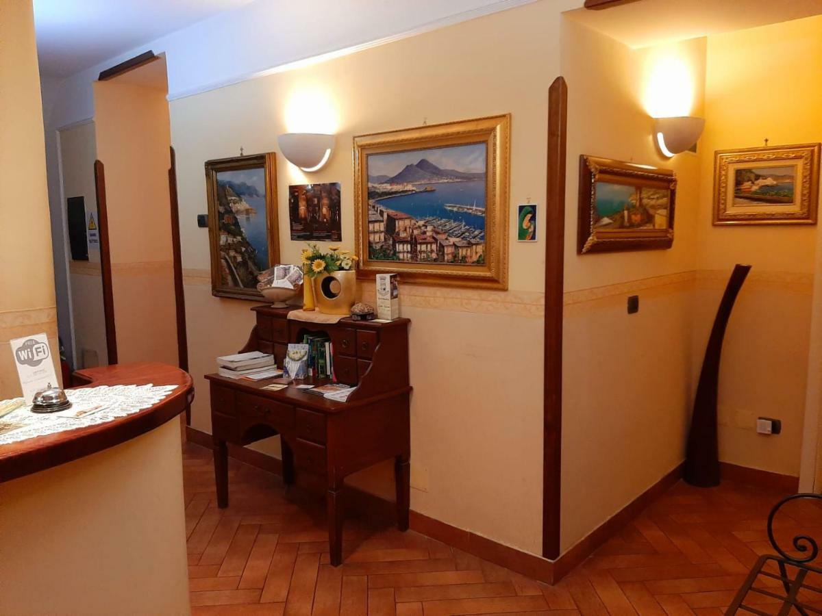 B&B Conte Cavour Neapel Exterior foto